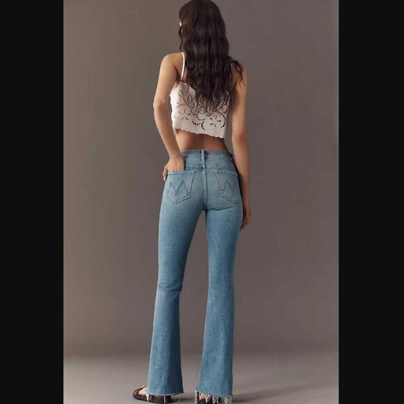 29 Mother (from Anthropologie) The Weekender Fray mid-rise Jeans in Glow Up - Picture 2 of 11